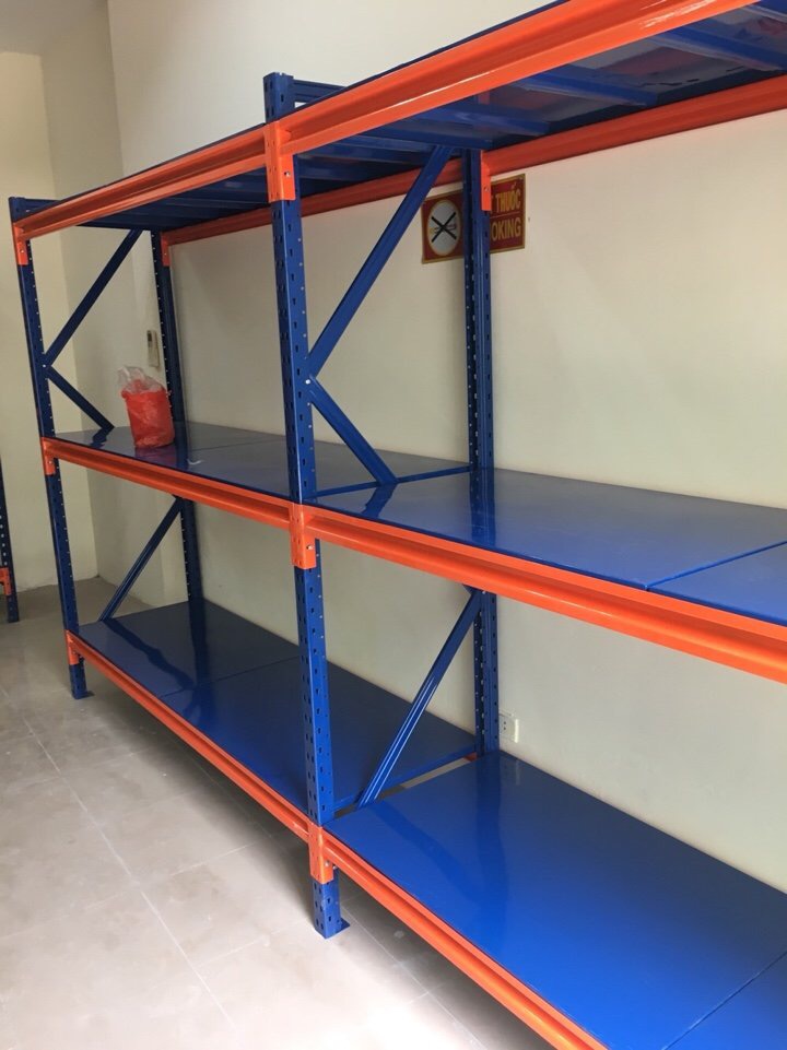 kệ sắt trung tải 3 tầng